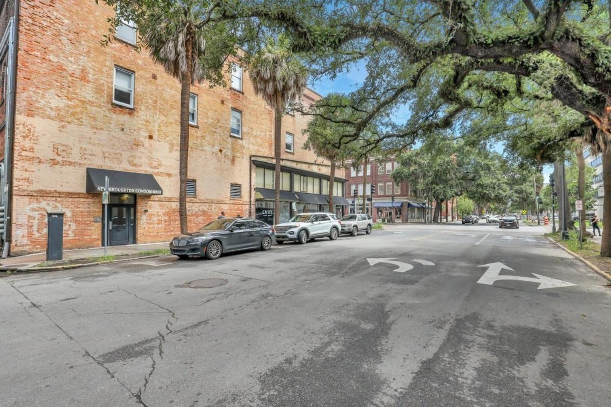 Lush Savannah Loft - Near Plant Riverside District Exteriér fotografie